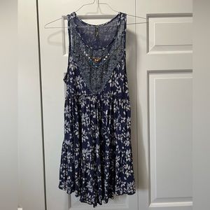 Free People Beaded Floral Print Tunic Size Large